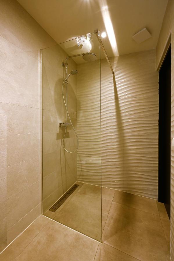 Zen-Bungalow No 1 Met Sauna En Hottub Rheezerveen Kültér fotó
