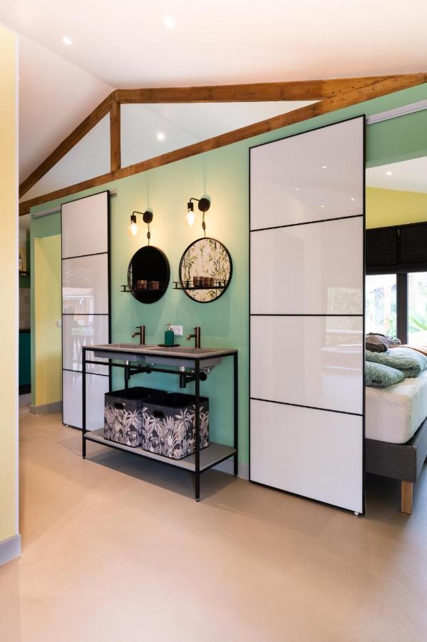 Zen-Bungalow No 1 Met Sauna En Hottub Rheezerveen Kültér fotó