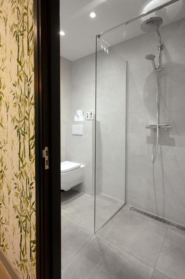 Zen-Bungalow No 1 Met Sauna En Hottub Rheezerveen Kültér fotó